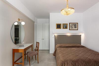 Nami Hotel & Suites - Standard Double Room