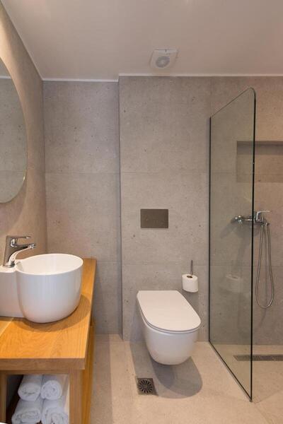 Nami Hotel & Suites - Deluxe Room