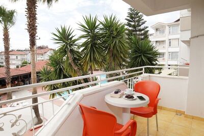 New Garden Side - Family Apartment, 2 Bedrooms, Pool View