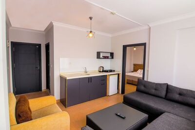 New Garden Side - Family Apartment, 2 Bedrooms, Pool View
