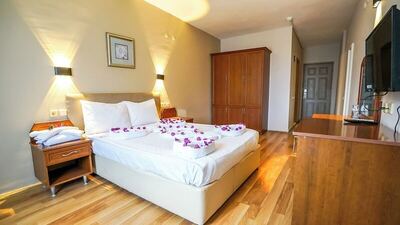 Nex Royal Beach Hotel - Standard Room, Partial Sea View