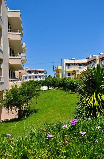 Niko Elen, Ираклион, Гърция