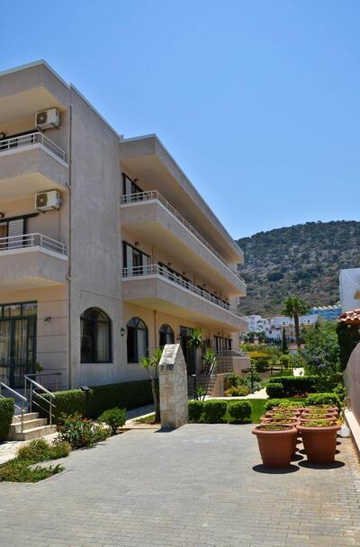 Niko Elen, Ираклион, Гърция