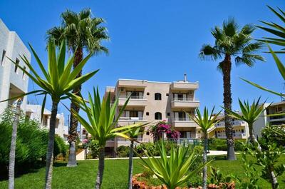 Niko Elen, Ираклион, Гърция