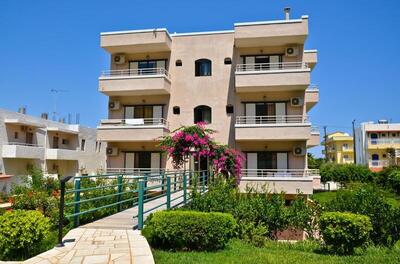 Niko Elen, Ираклион, Гърция