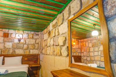 Nissa Cave - Deluxe Room