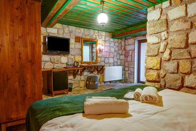 Nissa Cave - Deluxe Room
