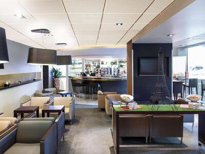 Novotel Paris La Defense Esplanade, Париж, Франция