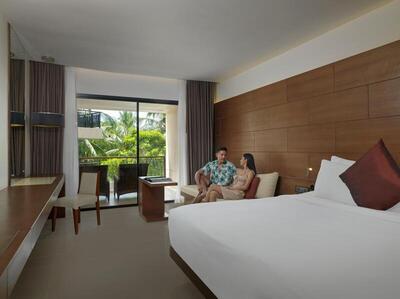 Novotel Phuket Kata Avista Resort and Spa - Superior King Room With Balcony And Garden View