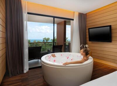 Novotel Phuket Kata Avista Resort and Spa - Family King Suite With Sea View And Balcony