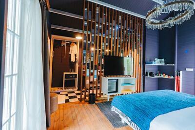 Oaga Art Resort Maldives - Greatest All Inclusive - Veyoge Gallery Pool Villa