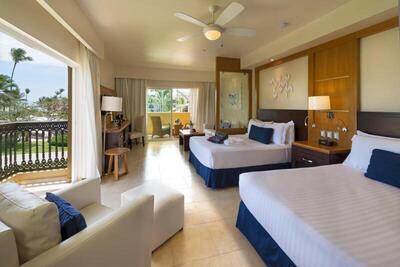Ocean Blue & Sand Beach Resort - Privilege Junior Suite - Free Wifi