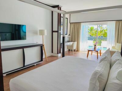 Ocean Blue & Sand Beach Resort - Junior Suite Superior Deluxe -  Free Wifi