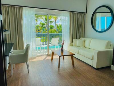 Ocean Blue & Sand Beach Resort - Junior Suite Superior Deluxe -  Free Wifi