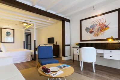 Ocean Blue & Sand Beach Resort - Junior Suite Superior Deluxe Vista Piscina Single