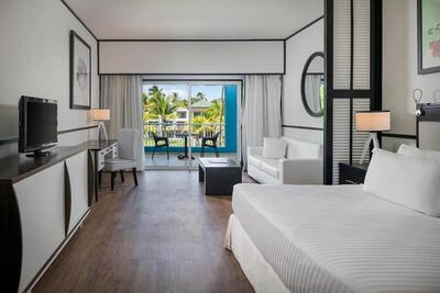 Ocean Blue & Sand Beach Resort - Junior Suite with Pool View - Free WiFi