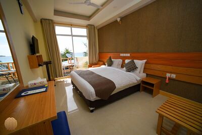 Ocean Retreat & Spa - Deluxe Room - City View