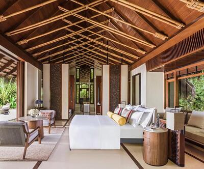 One&Only Reethi Rah - Beach Villa King (Free Transfer and Dinner or Credit)