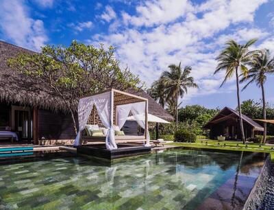 One&Only Reethi Rah - Grand Sunset Residence (Free Transfer and Dinner or Credit)