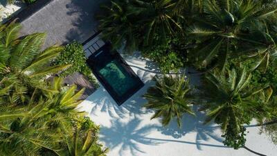 One&Only Reethi Rah - Beach Villa with Pool (Free Transfer and Dinner or Credit)