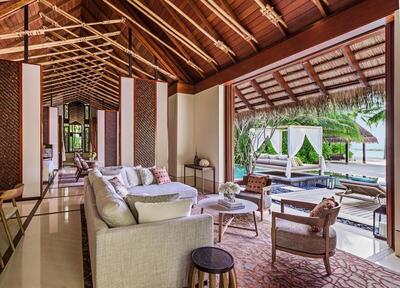 One&Only Reethi Rah - Grand Beach Villa Double( Free Transfer and Dinner or Credit)