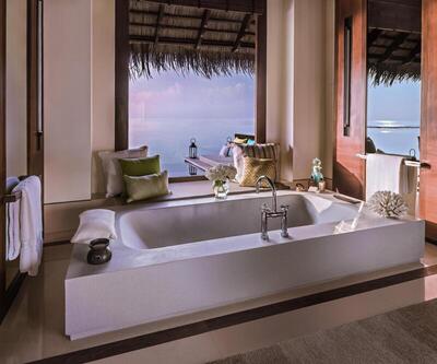 One&Only Reethi Rah - Water Villa King Pool