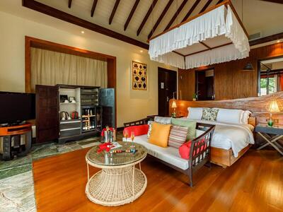 OZEN RESERVE BOLIFUSHI - Luxury All Inclusive - Beach Villa Sunset with Private Pool