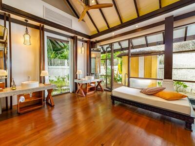 OZEN RESERVE BOLIFUSHI - Luxury All Inclusive - Beach Villa Sunset with Private Pool
