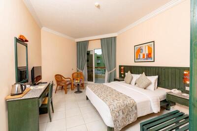 Palm Beach Resort Families and Couples only - Standard Garden View Room