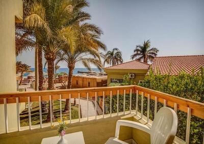 Palm Beach Resort Families and Couples only - Standard Sea View Room
