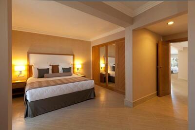 Paloma Oceana - Two Connecting Double Rooms