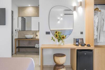 Panorama Village Hotel - Deluxe Double or Twin Room with Garden View