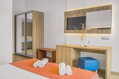 Panorama Village Hotel - Superior Family Room