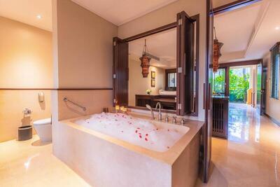 Paradox Resort Phuket - SHA Plus - Premium Garden Villa