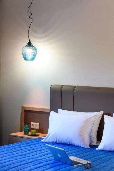 Philoxenia Hotel, Метаморфози, Гърция