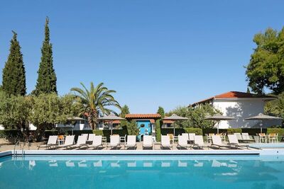 Philoxenia Hotel, Метаморфози, Гърция