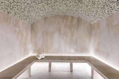 Philoxenia Hotel, Метаморфози, Гърция