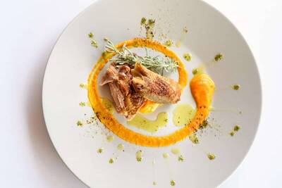 Philoxenia Hotel, Метаморфози, Гърция