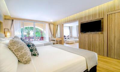 Phuket Graceland Resort and Spa - Family Room
