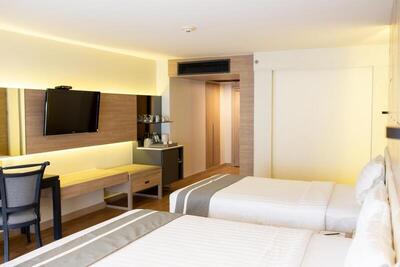 Phuket Graceland Resort and Spa - Standard Room (No View)