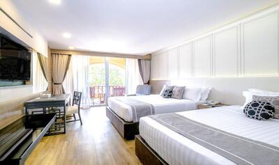 Phuket Graceland Resort and Spa - Deluxe Room