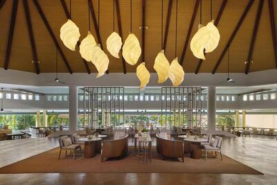 Phuket Marriott Resort & Spa, Merlin Beach, , Тайланд