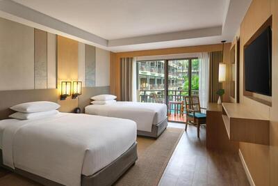 Phuket Marriott Resort & Spa, Merlin Beach - Guest Room, 2 Twins, Pool View