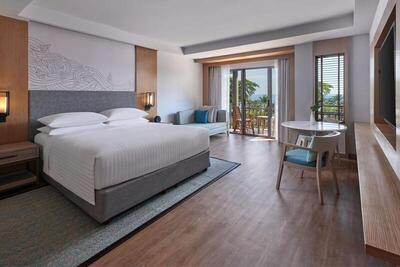 Phuket Marriott Resort & Spa, Merlin Beach - Larger Guest Room, 1 King, Pool View