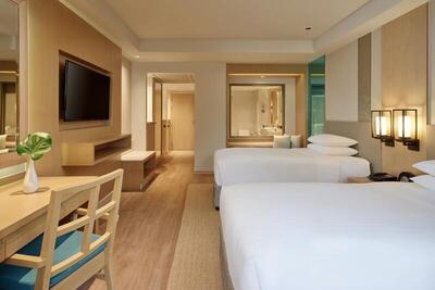 Phuket Marriott Resort & Spa, Merlin Beach - Guest Room, 2 Twins, Pool View