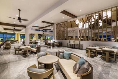 Phuket Marriott Resort & Spa, Merlin Beach, , Тайланд