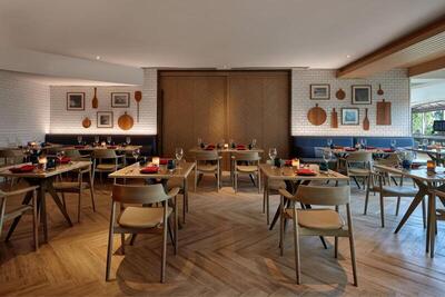 Phuket Marriott Resort & Spa, Merlin Beach, , Тайланд