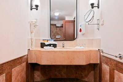 Pickalbatros Citadel Resort Sahl Hasheesh - Deluxe Double Room, Sea View