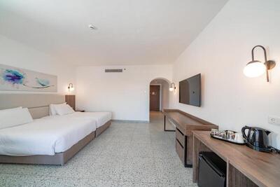 Pickalbatros Vita Resort - Portofino Marsa Alam - Deluxe Double or Twin Room with Pool Access