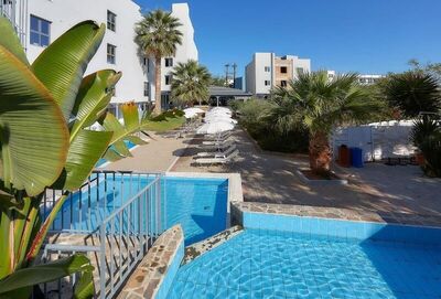 Pollis Hotel, Ираклион, Гърция